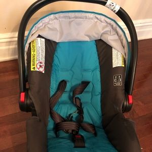 Graco snugride 30 infant car seat finch